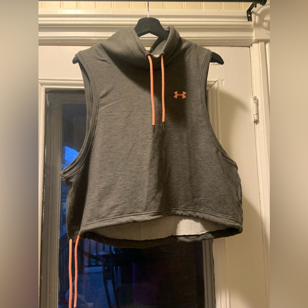 BNWT UNDER ARMOUR WORKOUT VEST